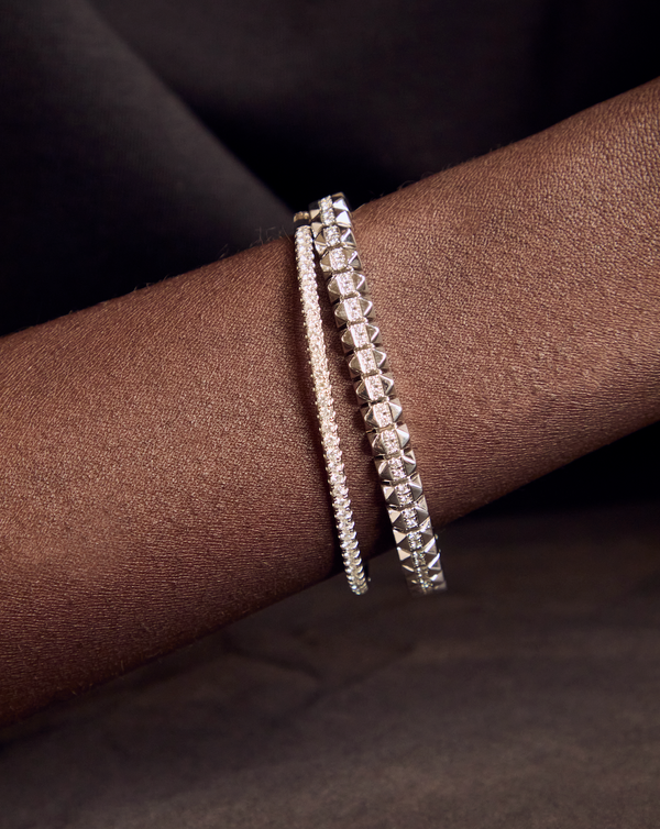 Roberto Coin Obelisco Flexible 18K White Gold Diamond Bangle Bracelet 8883018AWLBX