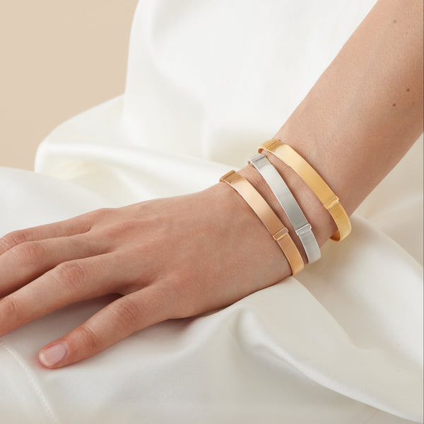Marco Bicego Masai 18K Yellow Gold Bangle Bracelet SG44__Y_01 - THE SOLIST