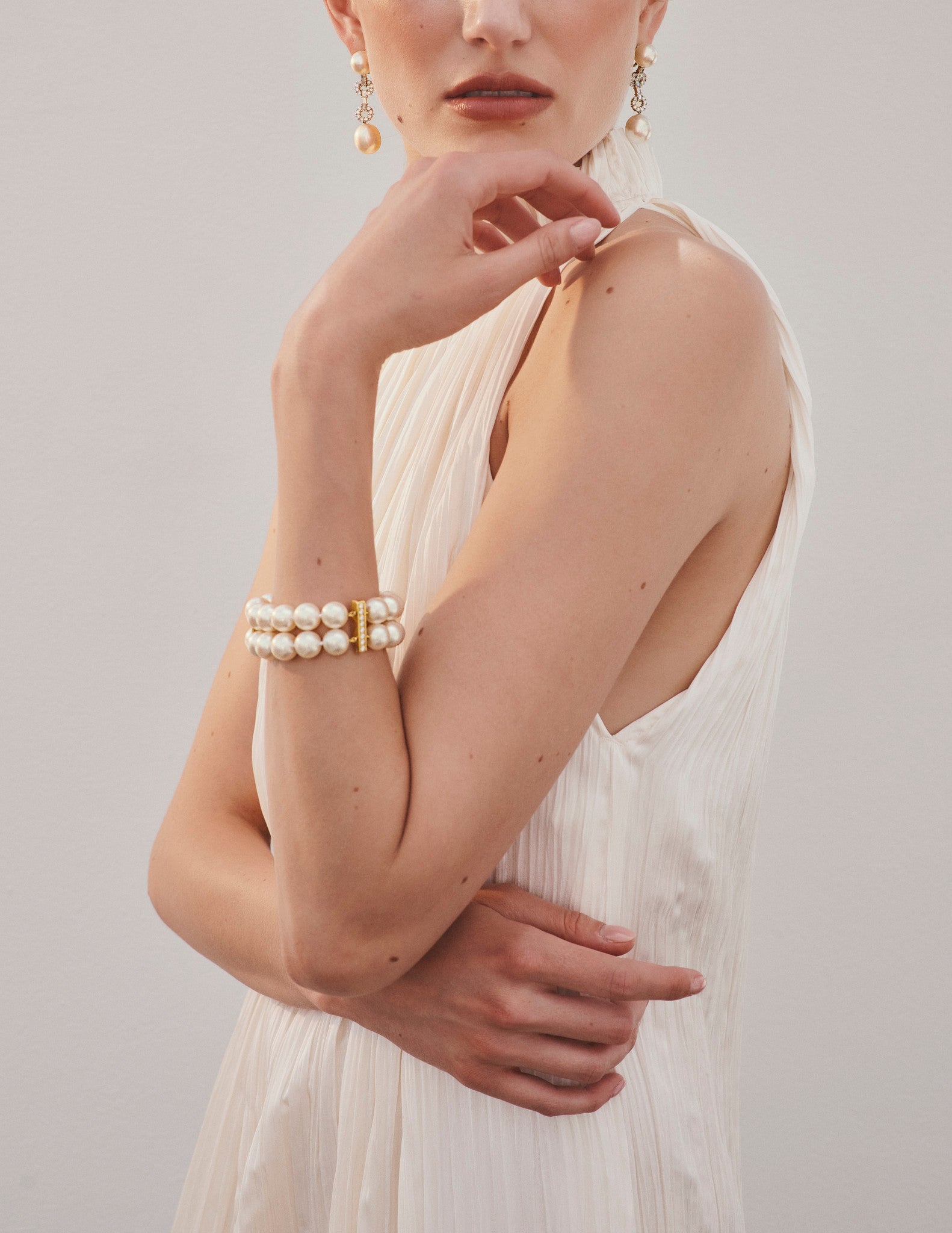 Assael 18K Yellow Gold Diamond & South Sea Cultured Pearl Bracelet B1655 - THE SOLIST