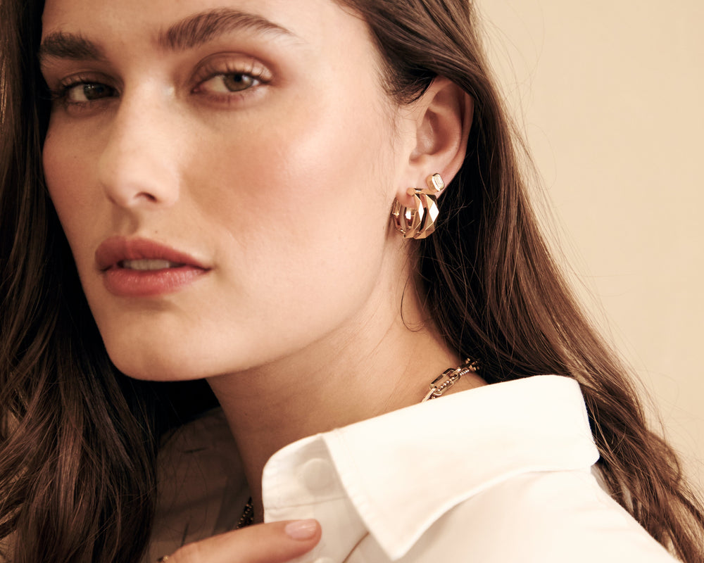 Gucci Link to Love 18K Yellow Gold Hoop Earrings YBD74564900100U - THE SOLIST