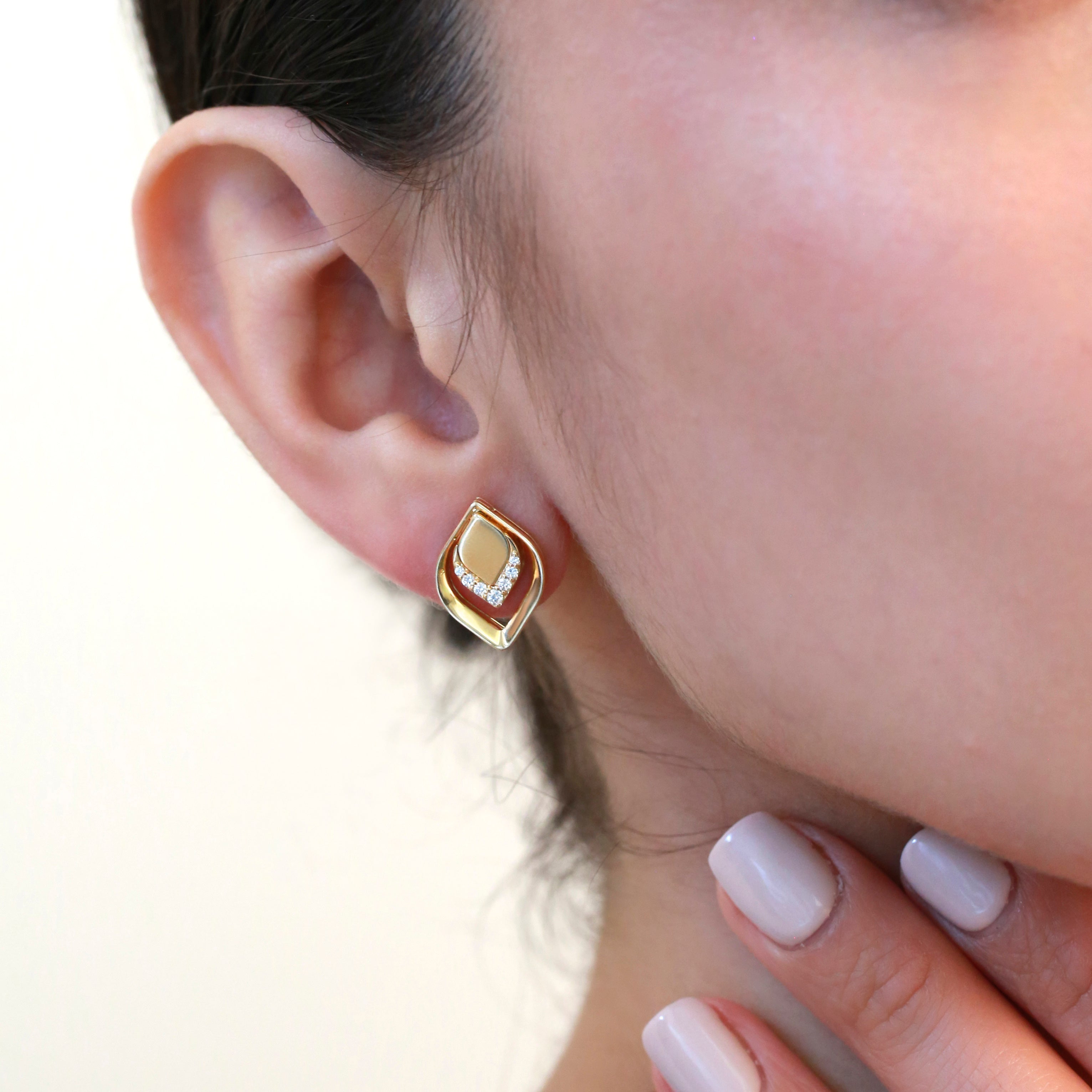 Roberto Coin Petal 18K Rose Gold Diamond Stud Earrings 7773270AXERX - THE SOLIST