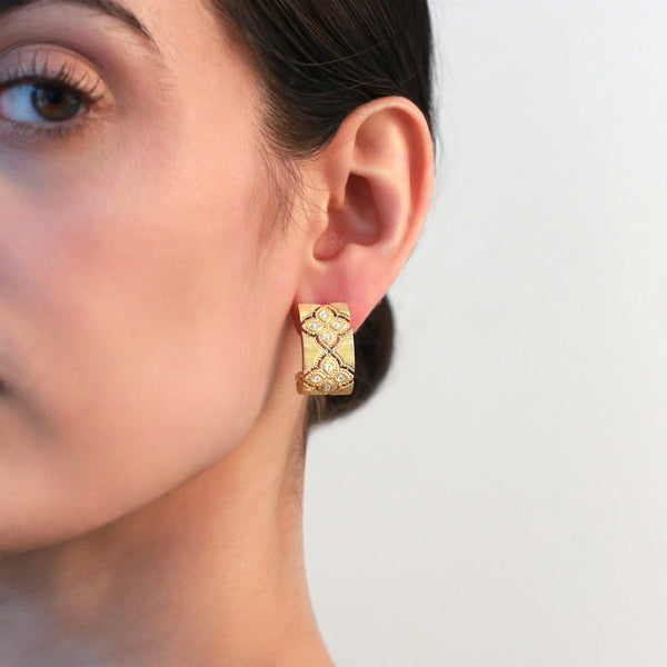 Roberto Coin Venetian 18K Yellow Diamond Princess Satin J Hoop Earrings 7771629AYERX - THE SOLIST