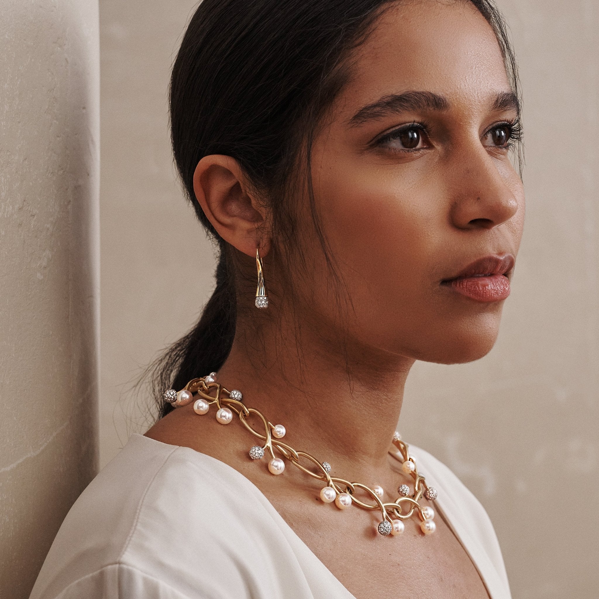 Assael Angela Cummings 18K Yellow Gold, Akoya Cultured Pearl and Diamond 8.41ct. tw. Choker Necklace ACN0022 - THE SOLIST - Assael