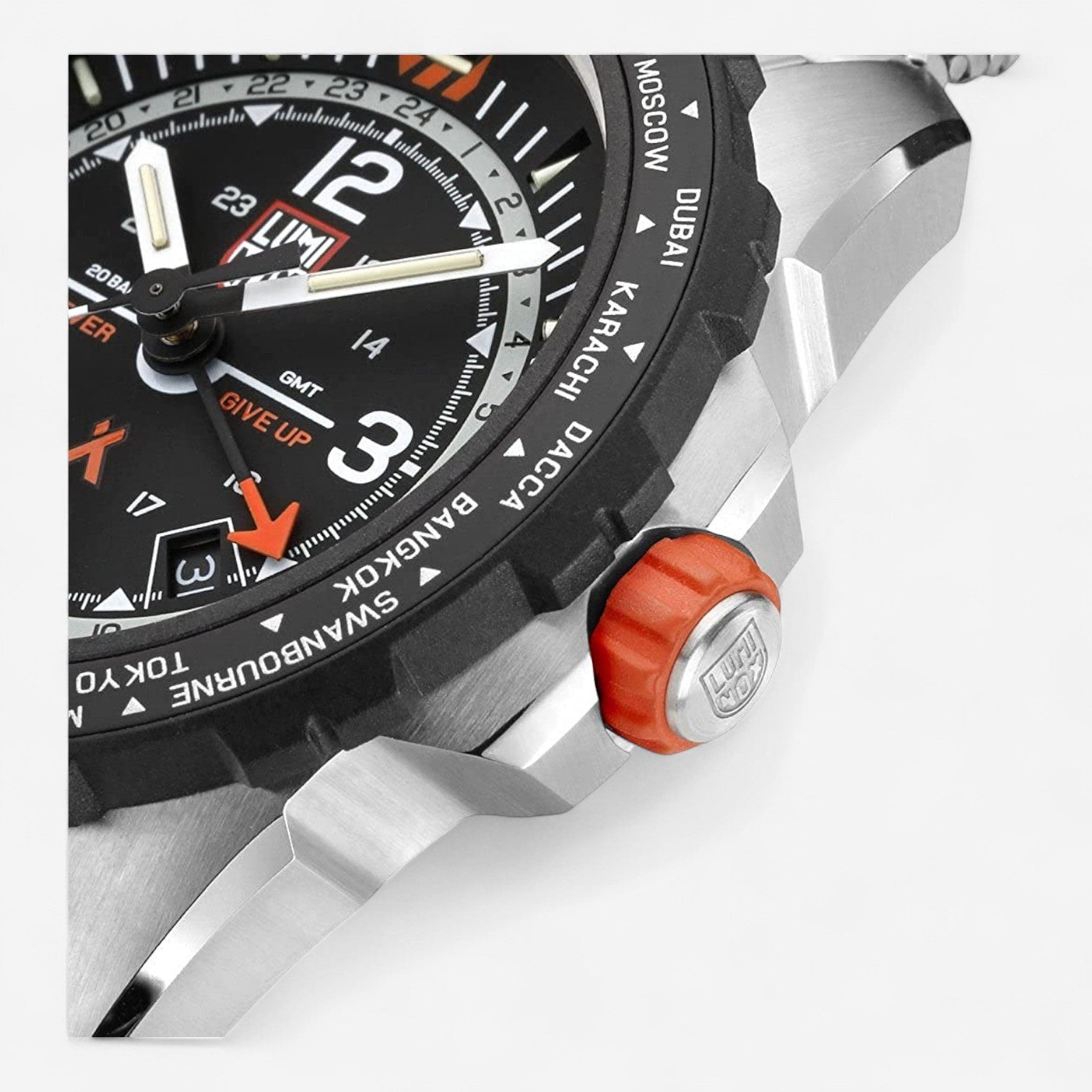 Luminox Bear Grylls Survival 