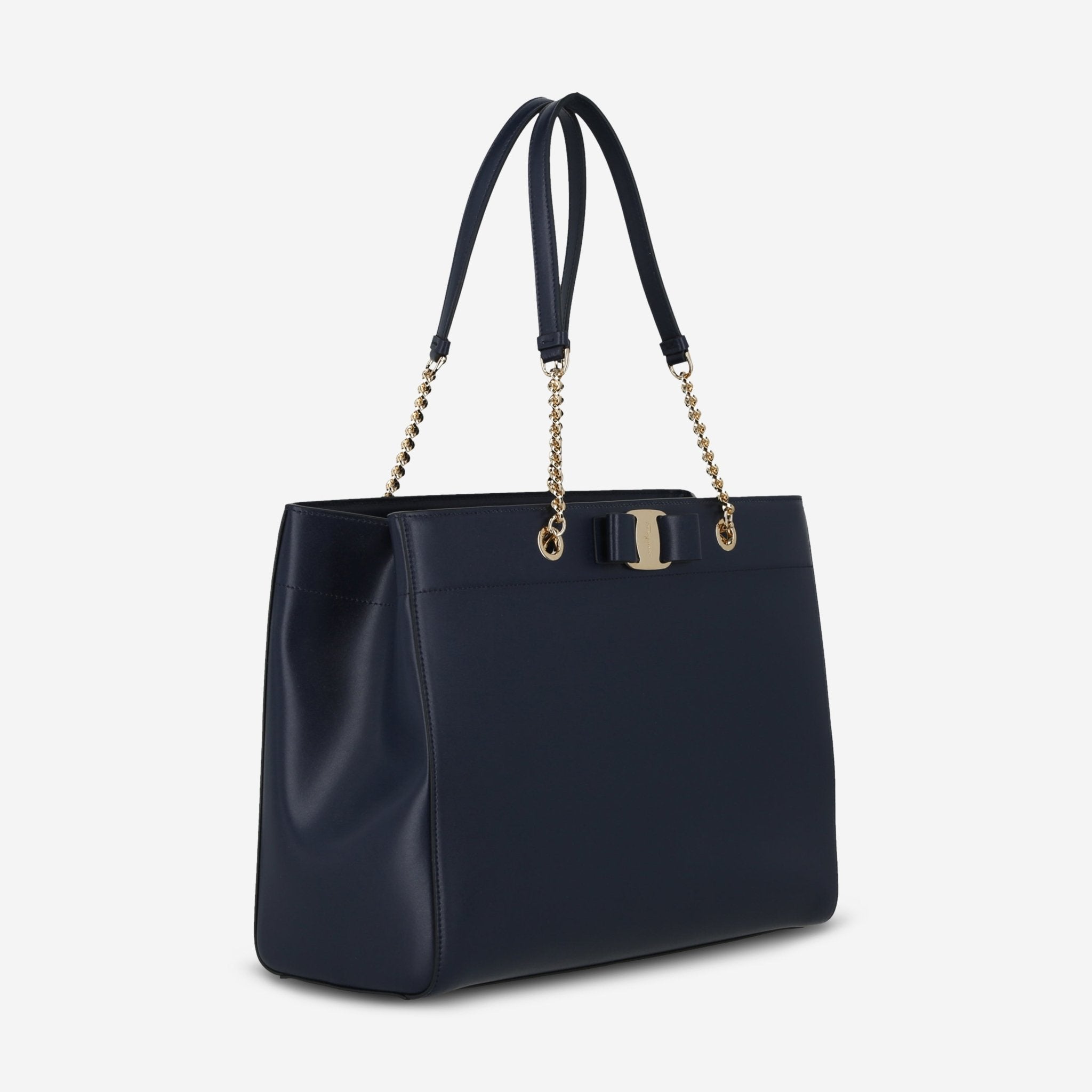 Vara bag ferragamo sale