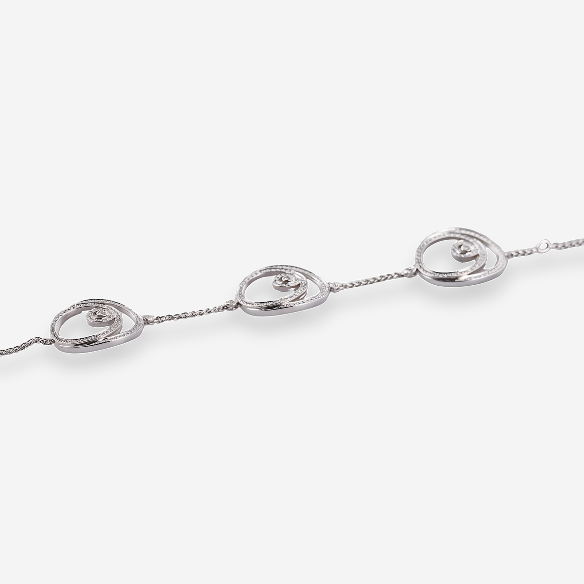 Audemars Piguet Millenary 18K White Gold Diamond Chain Bracelet OG-35617 - THE SOLIST