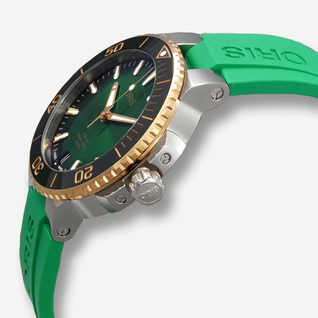Oris Aquis Date Calibre 400 Stainless Steel and 18K Yellow Gold Automatic Men's Watch 0140077696357-0742277FC - THE SOLIST