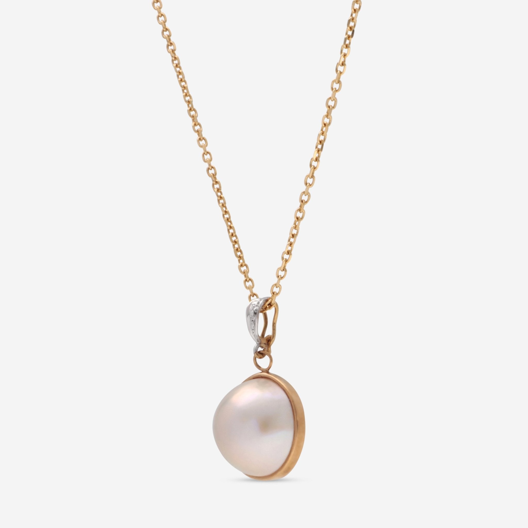 London Pearl 18K Yellow Gold Mabe 17mm Pearl Pendant P1113MO - THE SOLIST - London Pearl