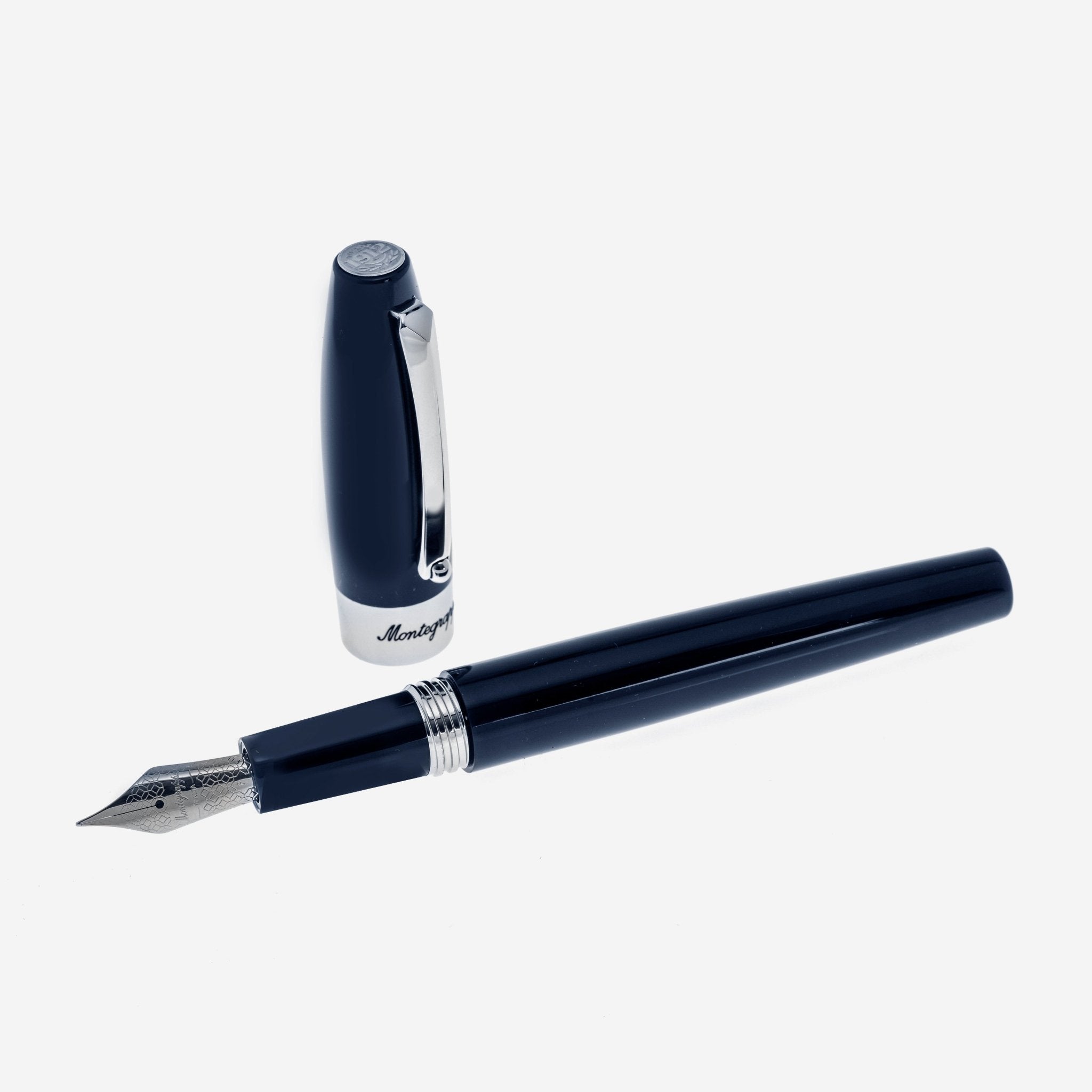 Montegrappa Fortuna Palladium and Resin Fountain Pen (F) ISFOR2PD - THE SOLIST - Montegrappa