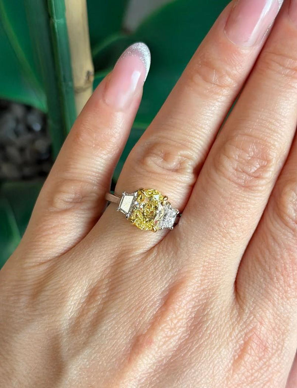 Diana M. Jewels Platinum & 18K Yellow Gold Diamond Engagement Ring Sz. 6 OV165