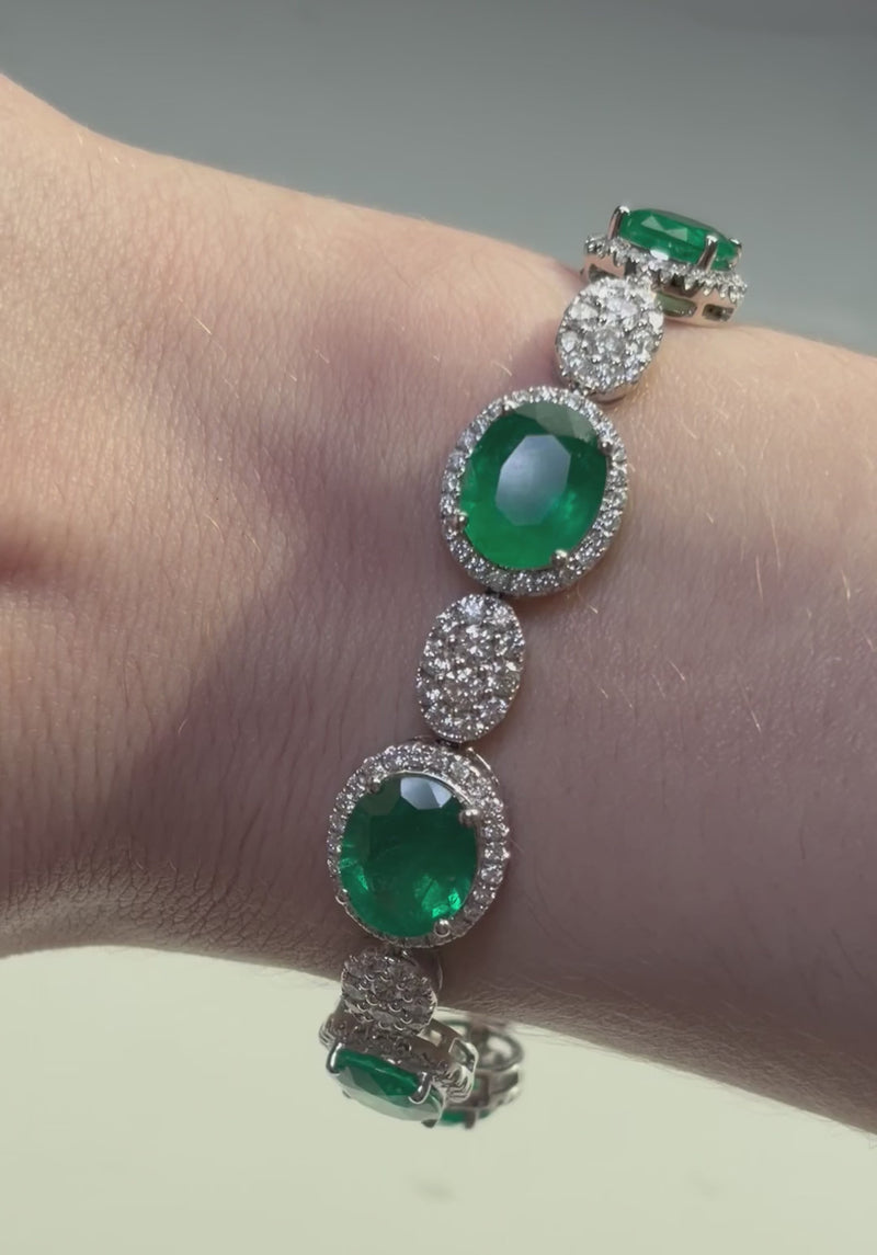 Diana M. Jewels 18K White Gold Emerald & Diamond Link Bracelet CSB40