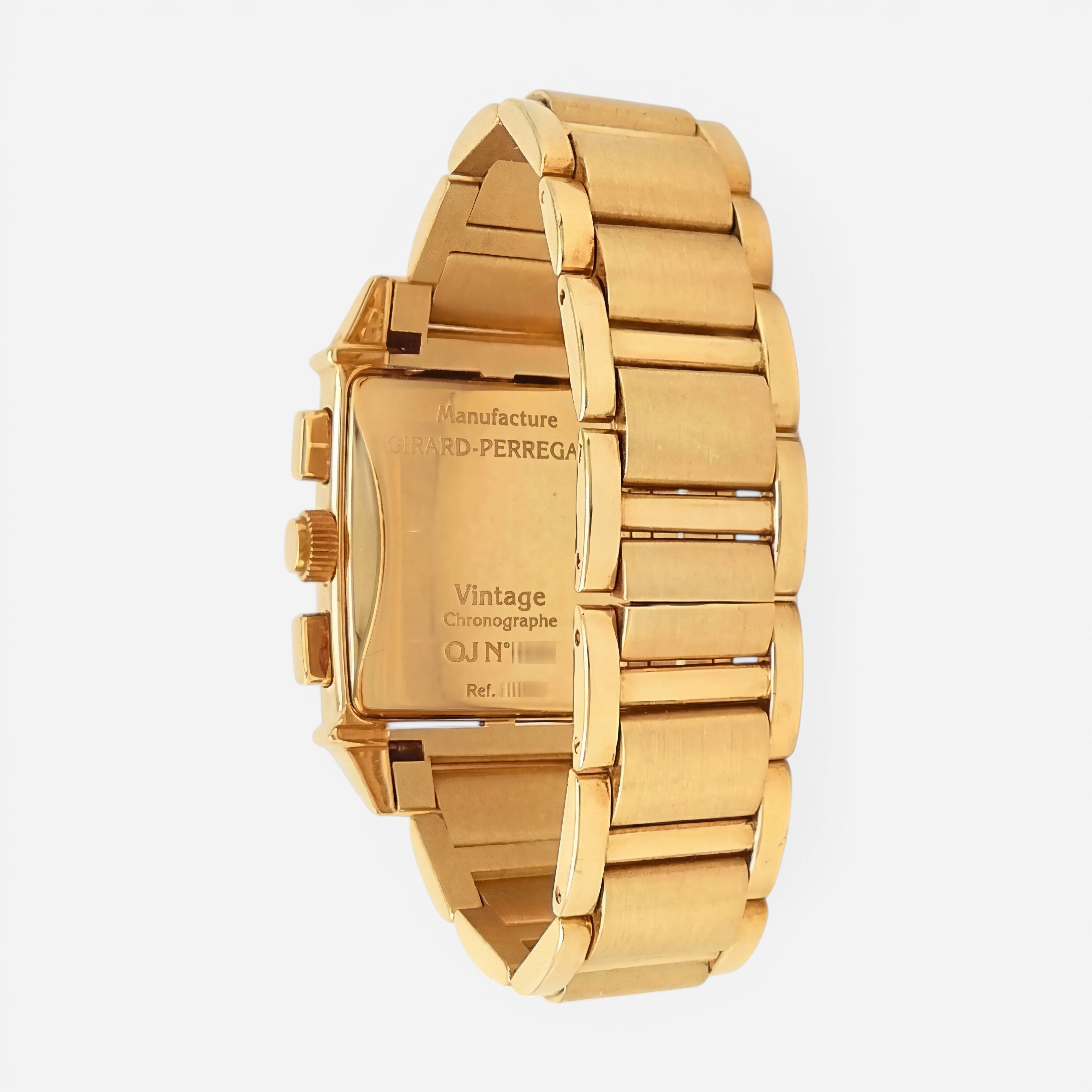THE SOLIST Girard-Perregaux Vintage 1945 18k yellow gold men's chronograph watch with rectangular case and automatic movement.