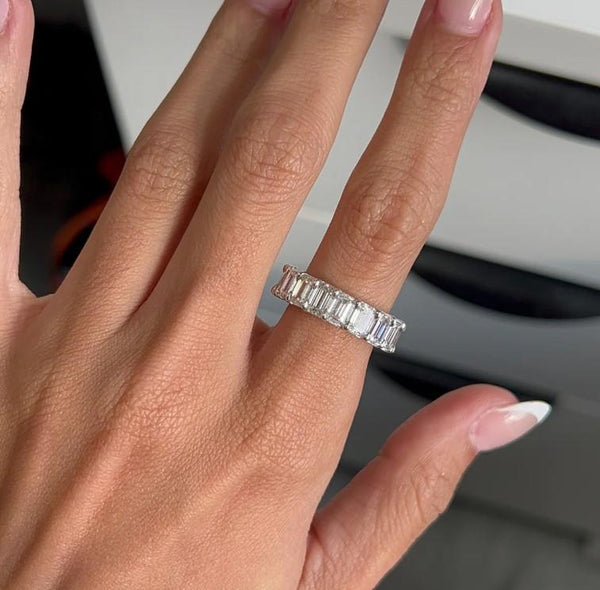 Diana M. Jewels Platinum Diamond Eternity Band Ring Sz. 5.75 WB5318