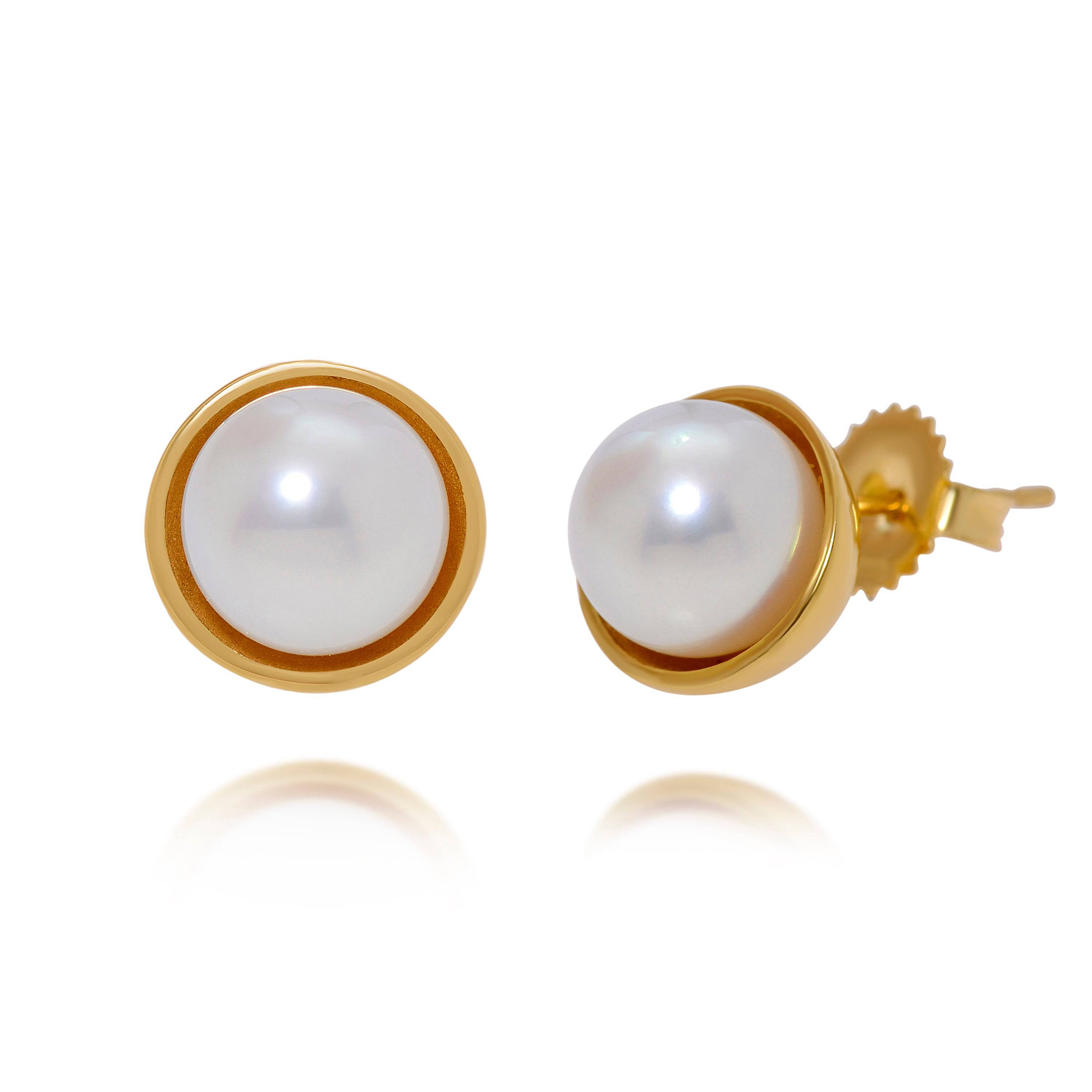 Japanese Akoya pearl stud earrings AAA creamy white 6.5-7mm on 9k gold -  Melbourne Pearls